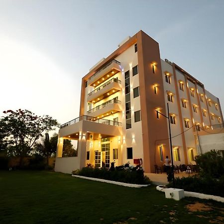 Sun Stone Hotel & Club - Jawai Sheoganj エクステリア 写真