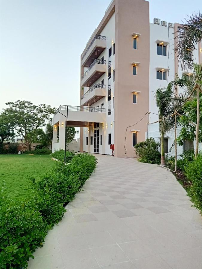 Sun Stone Hotel & Club - Jawai Sheoganj エクステリア 写真
