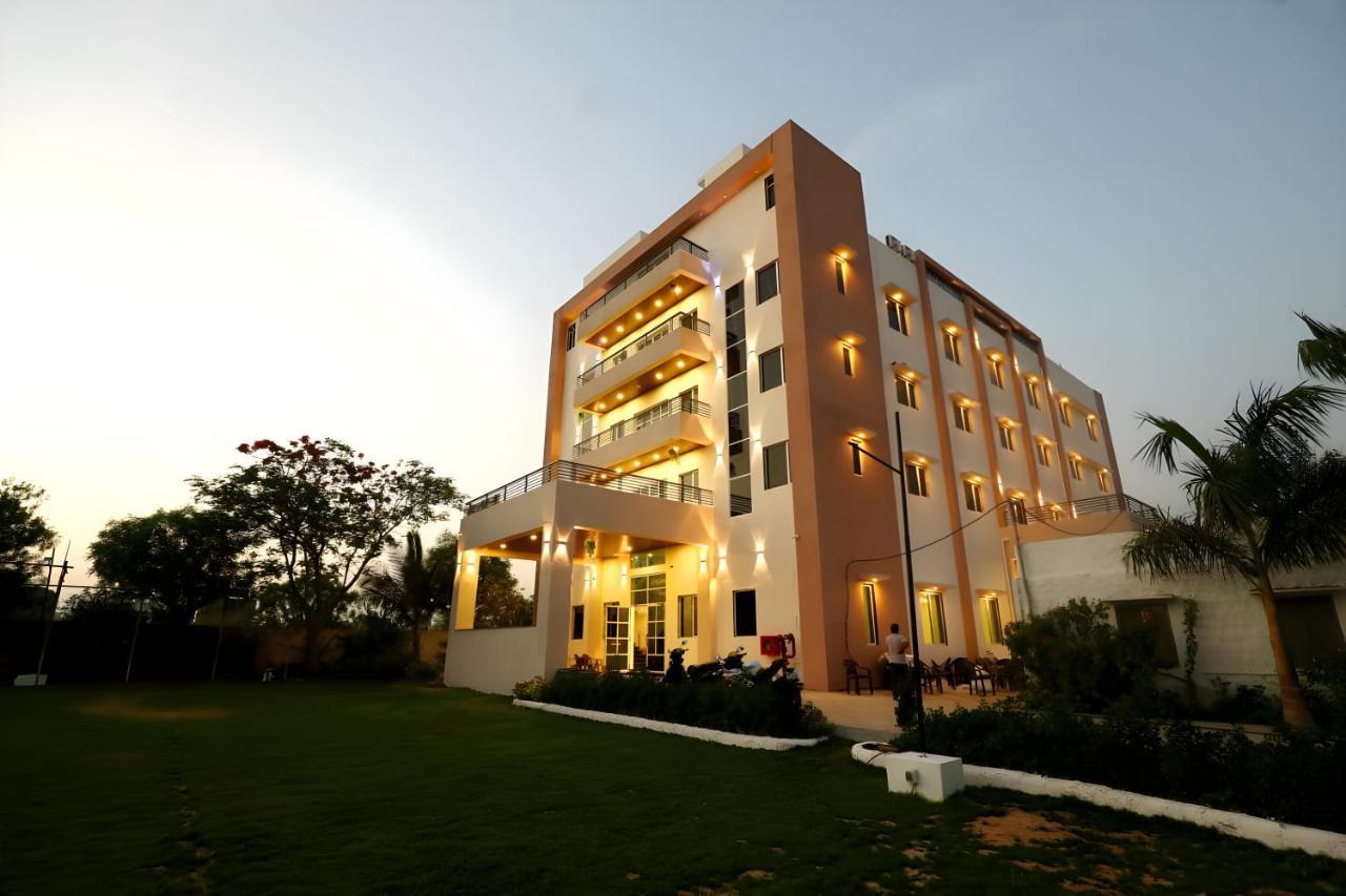Sun Stone Hotel & Club - Jawai Sheoganj エクステリア 写真