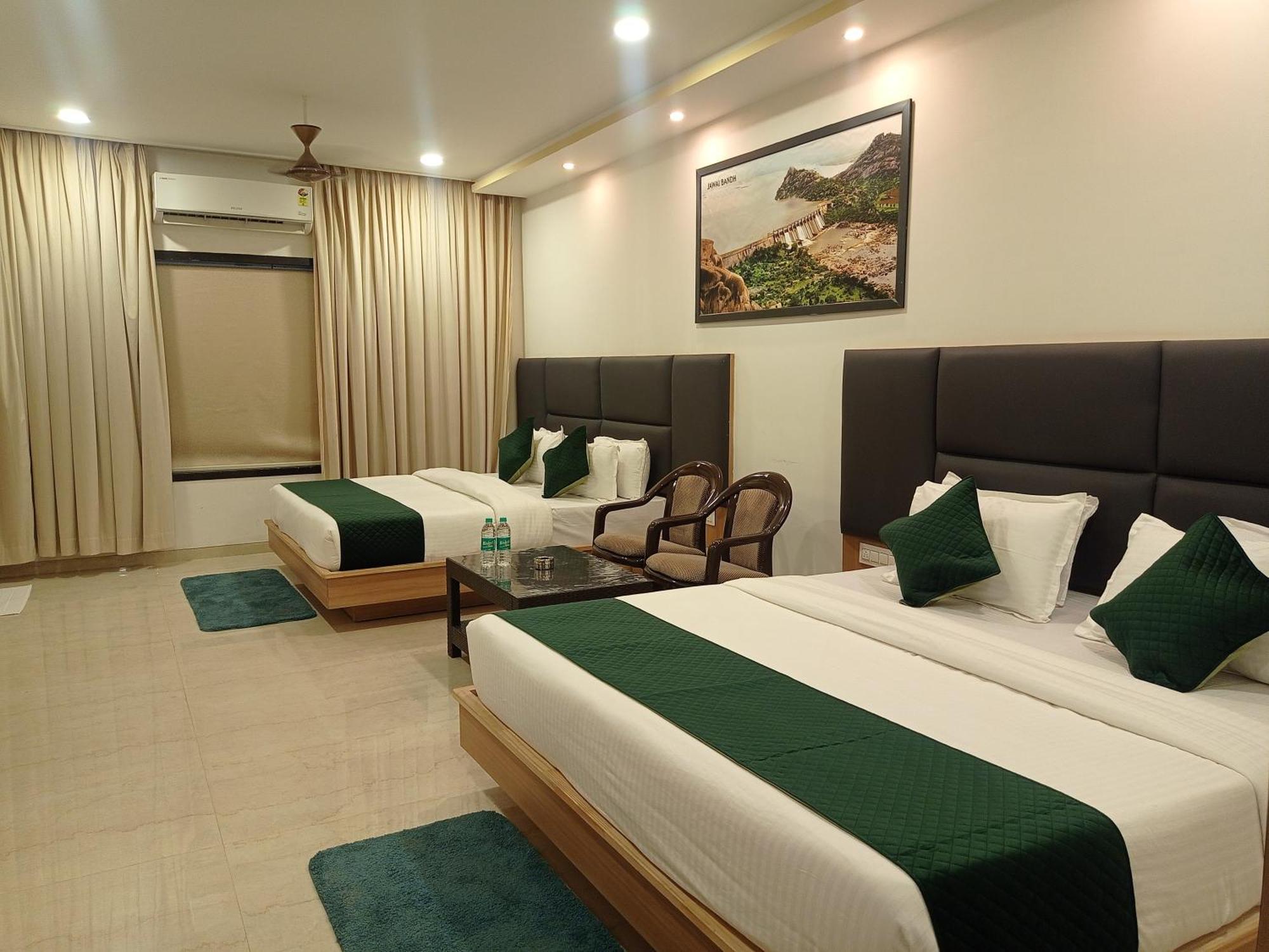 Sun Stone Hotel & Club - Jawai Sheoganj エクステリア 写真