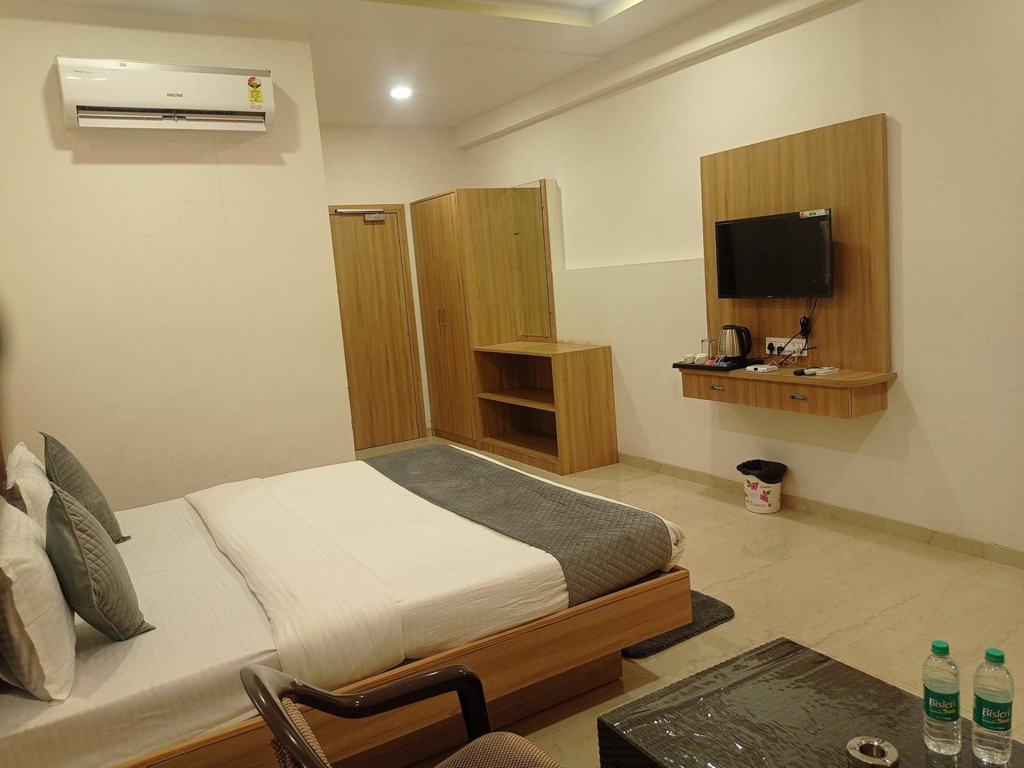 Sun Stone Hotel & Club - Jawai Sheoganj エクステリア 写真