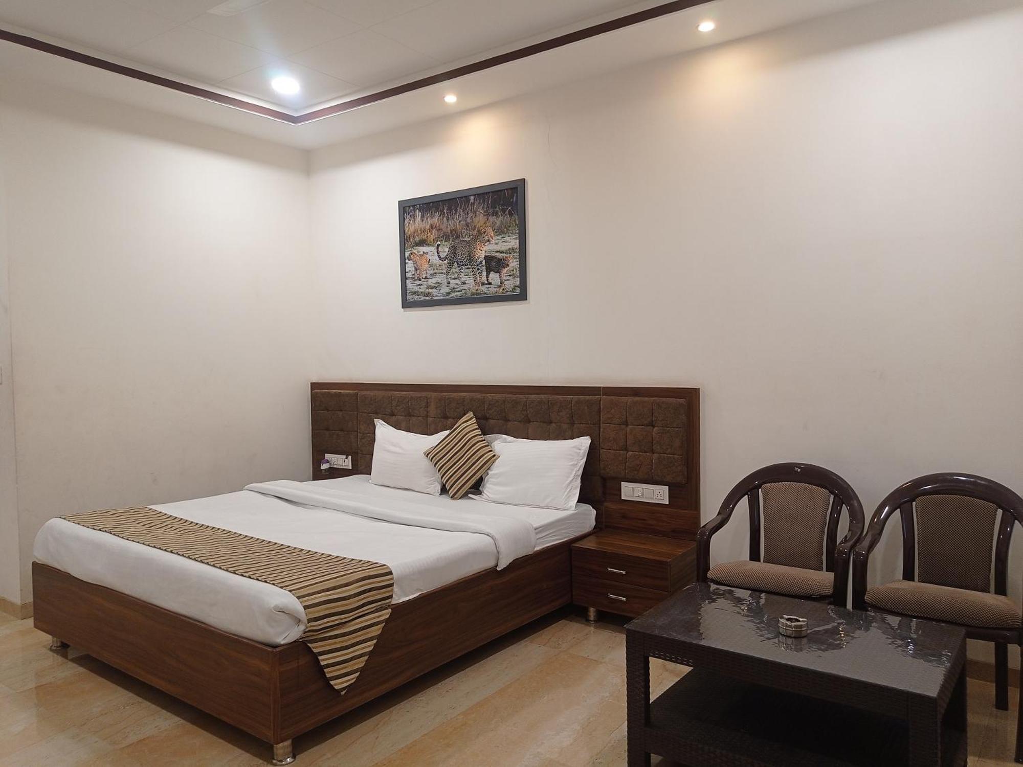 Sun Stone Hotel & Club - Jawai Sheoganj エクステリア 写真