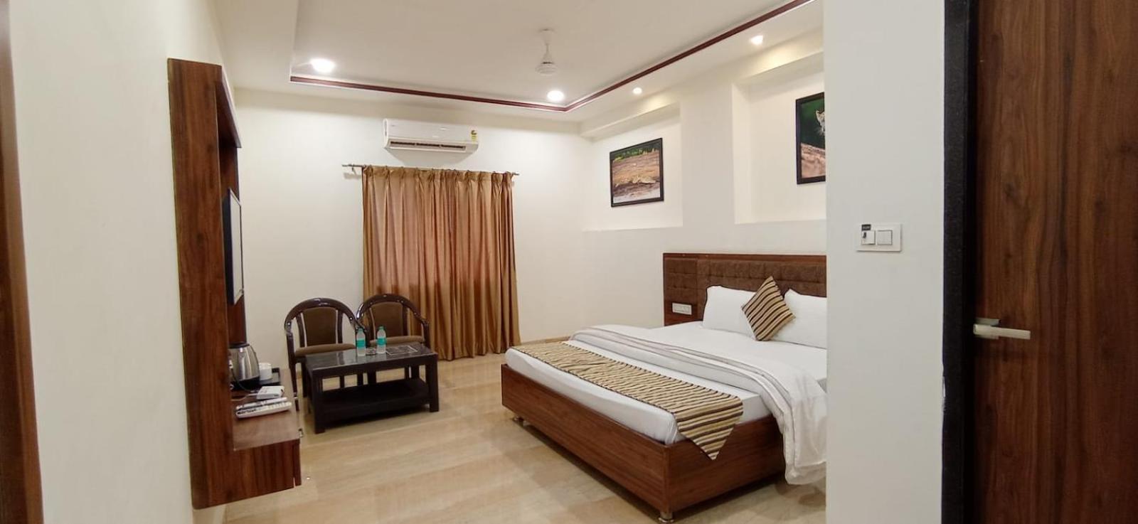Sun Stone Hotel & Club - Jawai Sheoganj エクステリア 写真