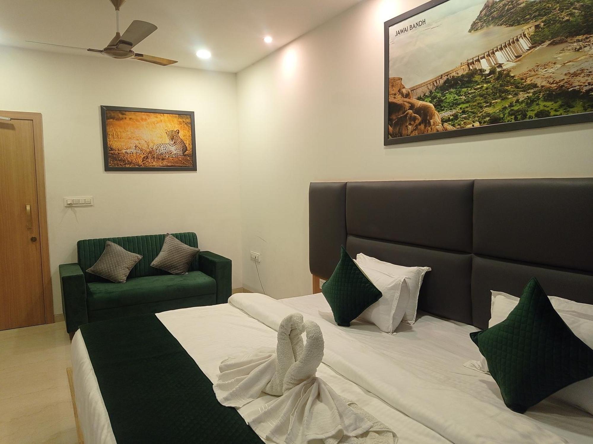 Sun Stone Hotel & Club - Jawai Sheoganj エクステリア 写真